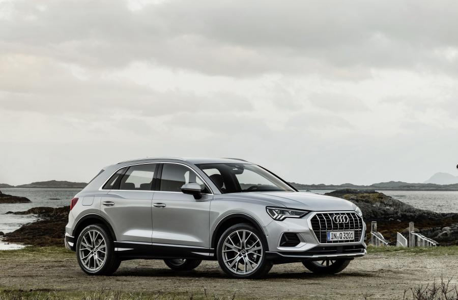  Audi Q3 Advanced 2018 года  (WW) (фото 1 из 46)